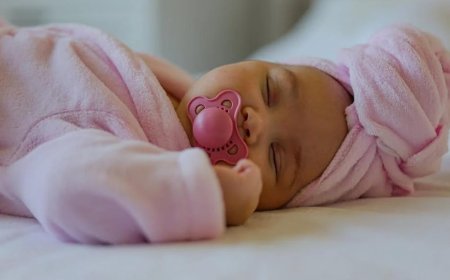 Rekomendasi Kado Bayi Harga 50 Ribu Berkesan untuk Ibu dan Buah Hati