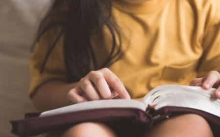 Perbedaan Pretty, Gorgeous, dan Beautiful Beserta Contoh Kalimatnya