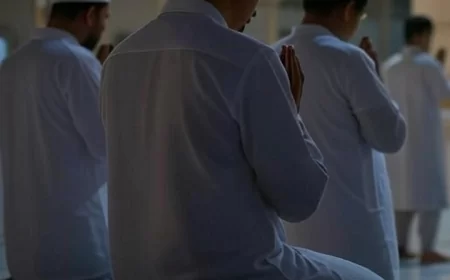 Apakah Boleh Sholat Tarawih Sendiri?