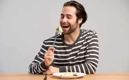 Ngemil atau Nyemil: Penulisan Baku dan Penggunaannya