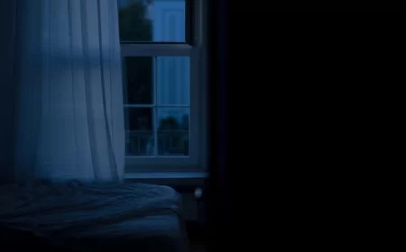 Jangan Buka Jendela Kamar di Malam Hari, Ini Kata Ahli!